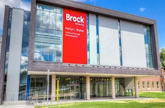 布魯克大學(xué)