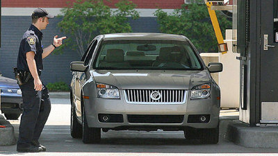 <a href='http://m.10tang.com.cn/' target='_blank'>學(xué)在加拿大</a>